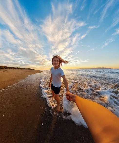 Экшн-камера Insta360 GO Ultra Creator Bundle, White в Москве