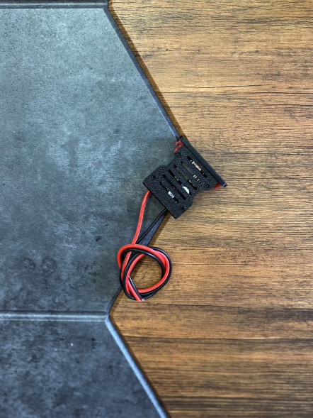 Блок зарядки USB-C 65W для BMW E36 в Москве