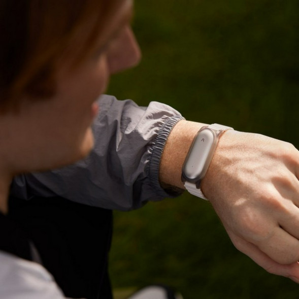 Диктофон Plaud NotePin с ChatGPT, Silver в Москве