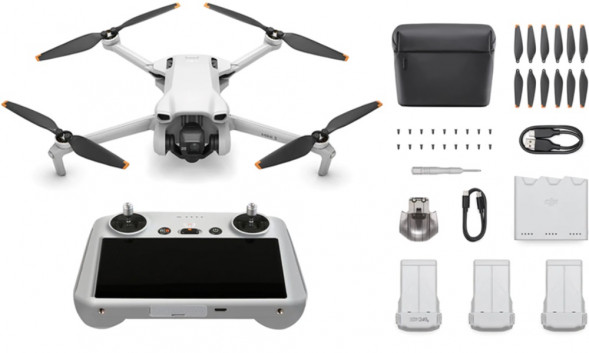 Квадрокоптер DJI Mini 3 Fly More Combo Plus (DJI RC) в Москве