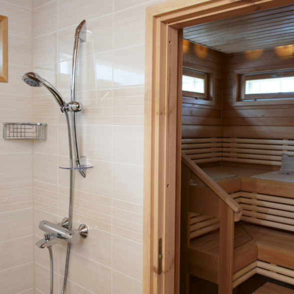 Cмеситель Oras Cubista для ванны и душа (2875) в Москве