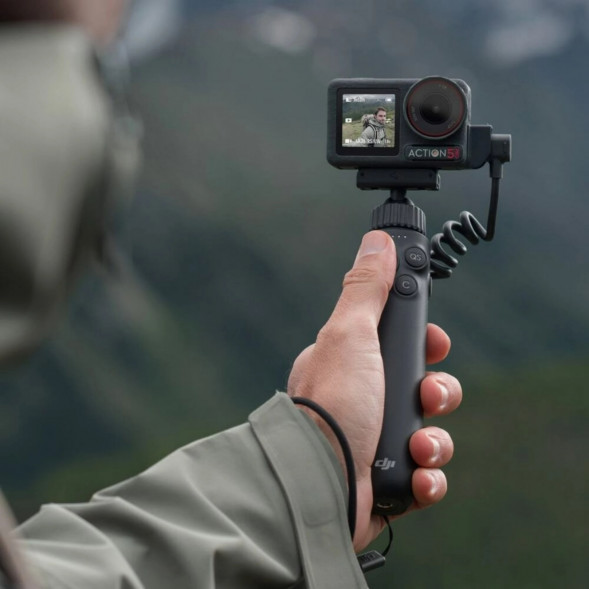Многофункциональная зарядная ручка DJI Osmo Action в Москве