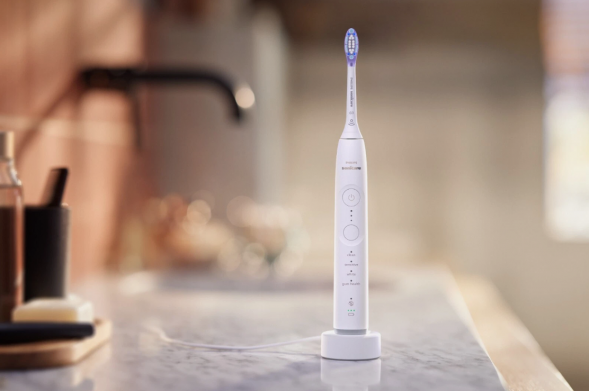 Электрическая зубная щетка Philips Sonicare Series 7100 HX7420/01 (белая) в Москве