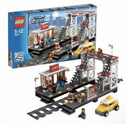 Конструктор LEGO City 7937 Железнодорожная станция