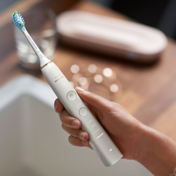 Электрическая зубная щетка Philips Sonicare HX9911/94, белый в Москве