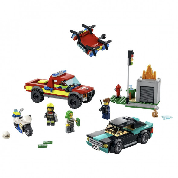 Конструктор LEGO City Fire 60319 Пожарная бригада и полицейская погоня в Москве