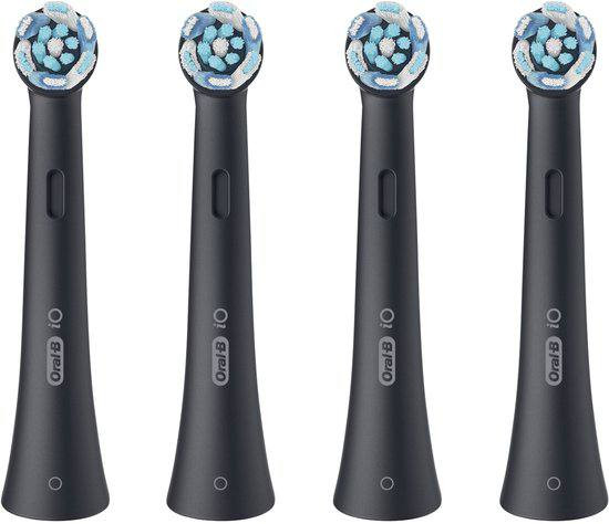 Насадки на зубные щетки Oral-B iO Series Ultimate Clean Black - CrissCross - 4 шт. в Москве