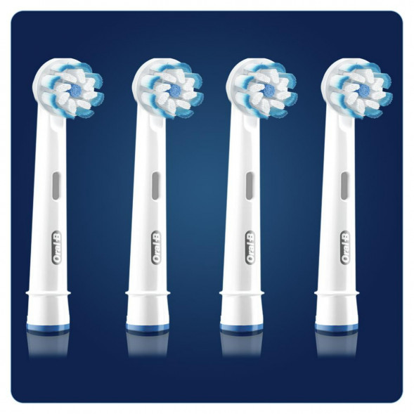Насадки на зубные щетки Oral-B Sensitive Clean, 4 шт. в Москве