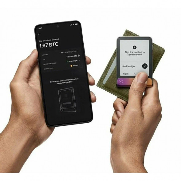 Аппаратный криптокошелек Ledger Flex, Ferro Fuchsia в Москве