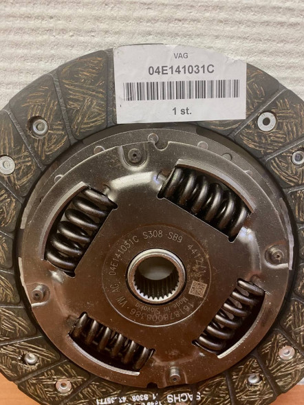 Ведомый диск сцепления VAG 04E141031C в Москве