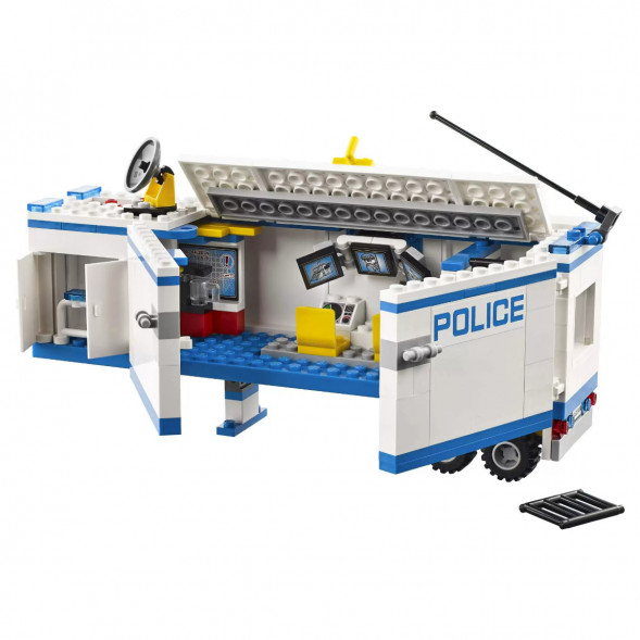 Конструктор LEGO City Police 60044 Выездной отряд полиции в Москве
